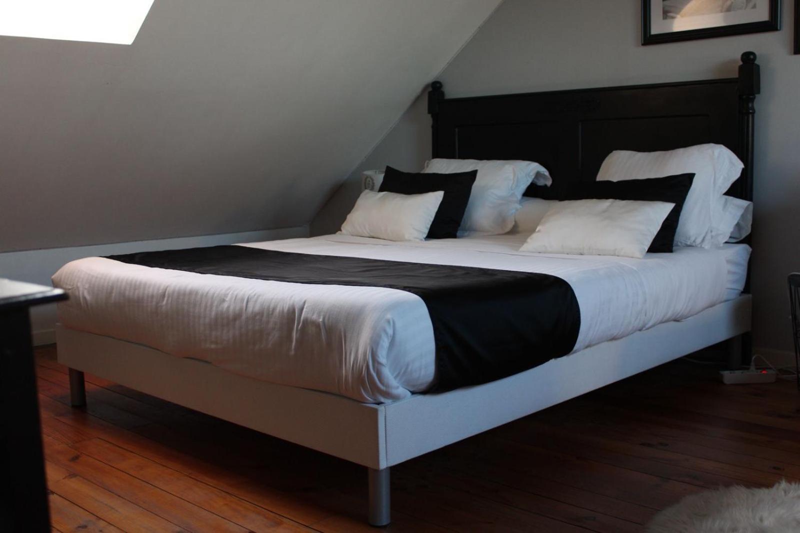 Chez Patou Bed & Breakfast Laval  Exterior foto